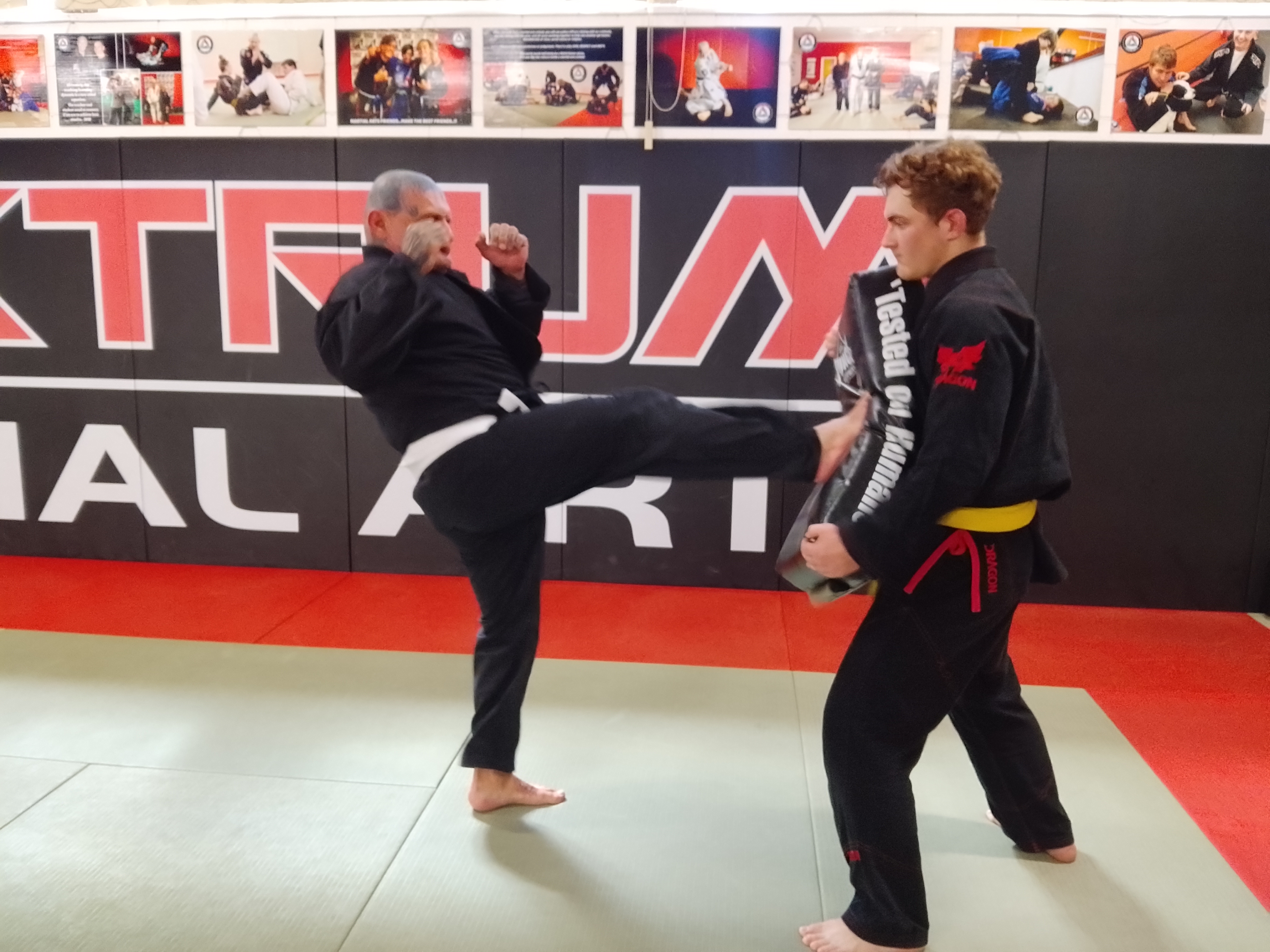 Beginners drilling at Spektrum Martial Arts Port Lincoln