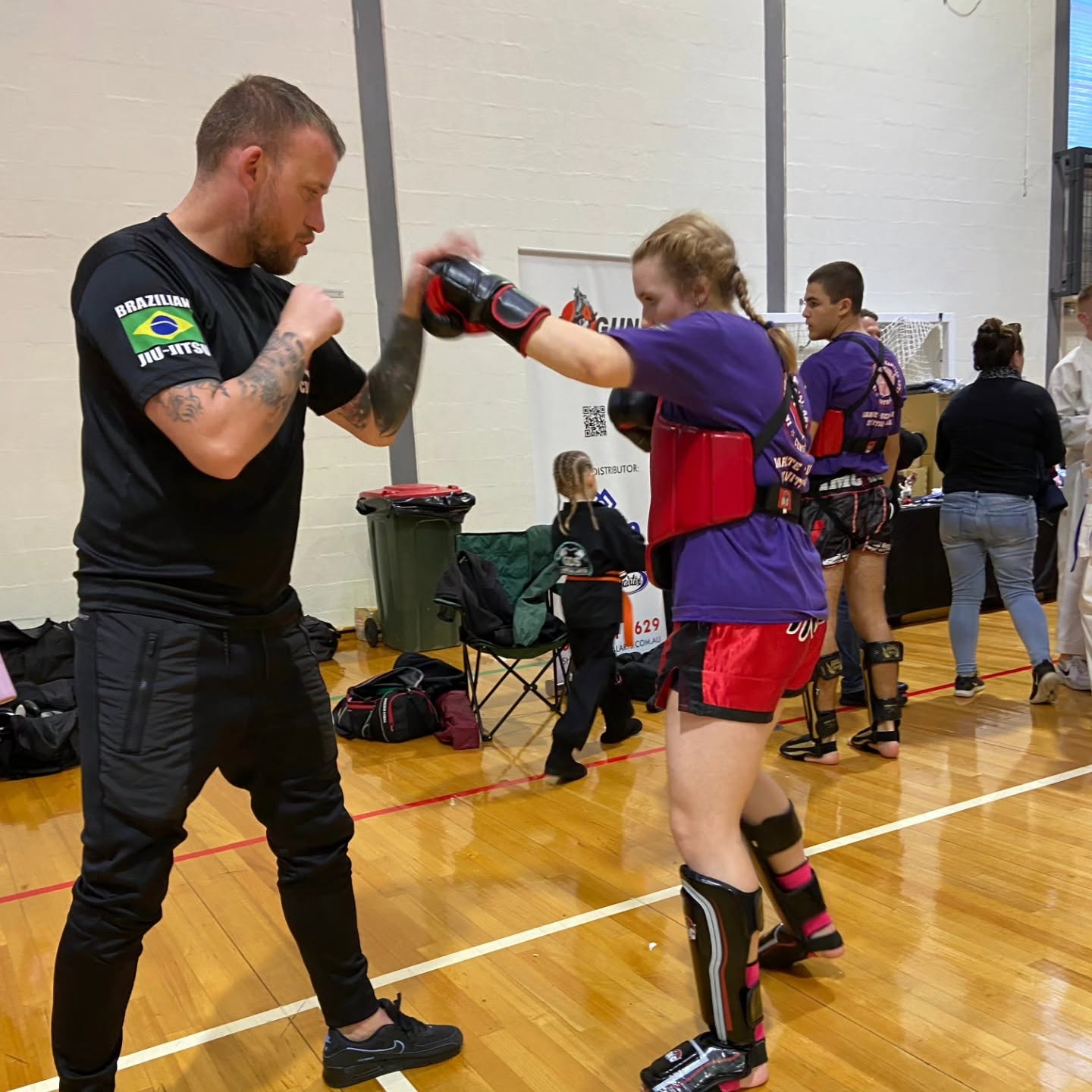 MMA class instruction